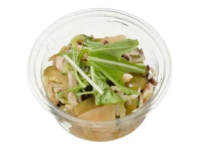 シャキシャキ野菜と蒸し鶏ザーサイの中華サラダ