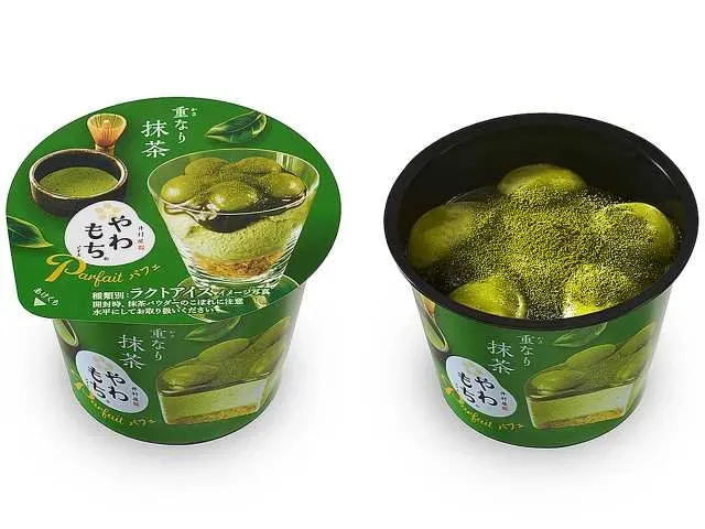井村屋 やわもちパフェ 重なり抹茶