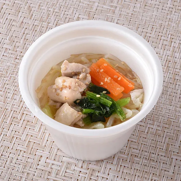 柚子胡椒香る 鶏肉と野菜の和風スープ