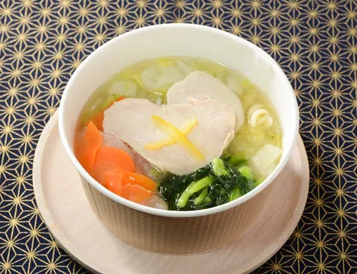 1食分の野菜が摂れる サラダスープ ゆず塩(パスタ入り)