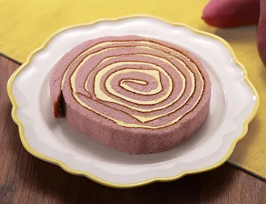 Sweet Potato Swirl Roll Cake (with Tomi no Kawagoe Sweet Potato Cream)