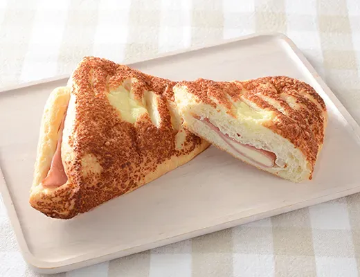 濃厚チーズのハムデニッシュ