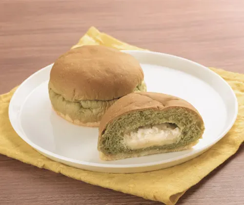 チーズ饅頭風 チーズクリームパン(宮崎県産釜炒り茶使用)