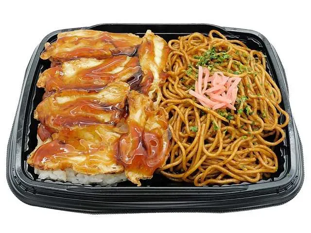 Chicken Rice & Yakisoba Bento