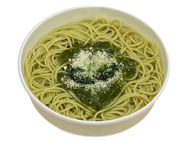 ブロッコリーとチーズのバジルパスタ